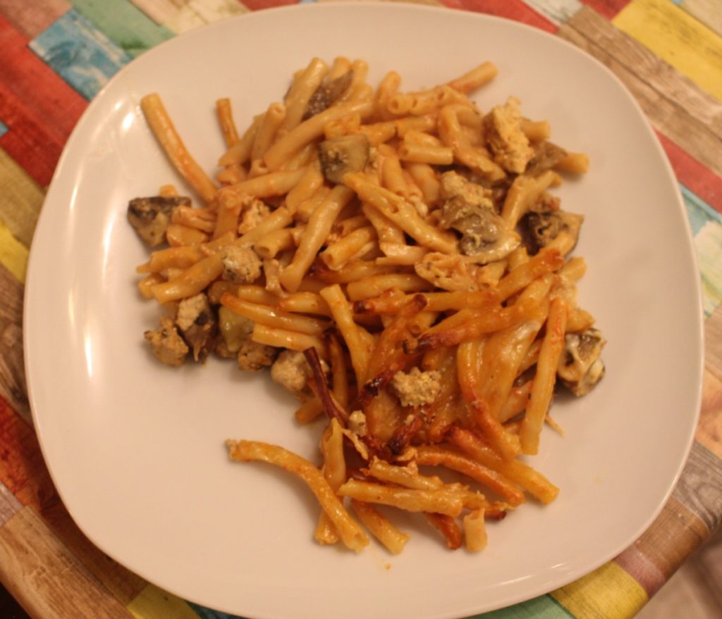 Italienischer Pasta-Carne-Funghi-Auflauf